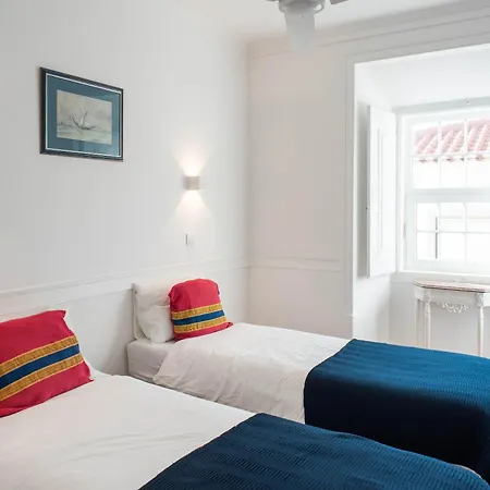 With Lift Апартаменты *