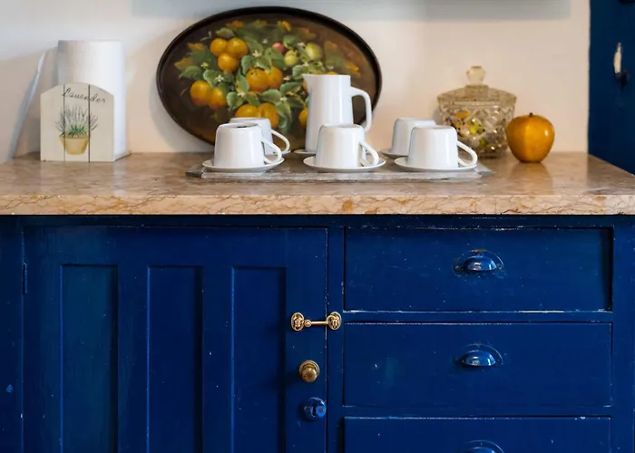 아파트 With Lift 에리세이라